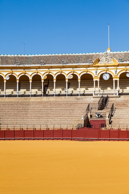 Photo the plaza de toros de la real maestranza de caballería de sevilla is the oldest bullring in the world.