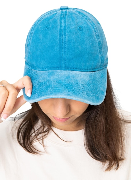 青い帽子をかぶったアジア人女性のモックアップ
