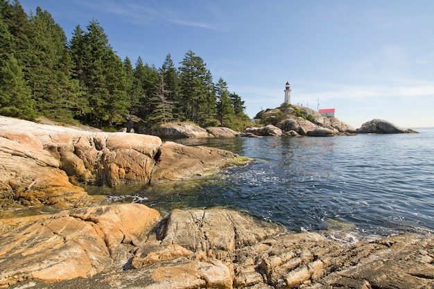 Foto faro di point atkinson a vancouver bc