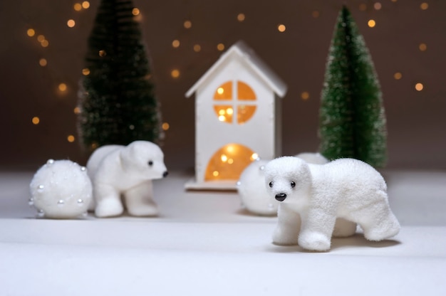 Белые медведи в зимнем пейзаже.