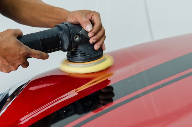 Polishing car scratch repair