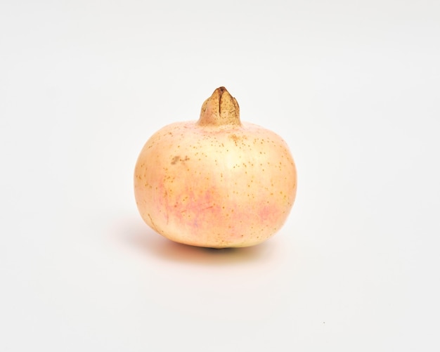 Photo pomegranates on a white