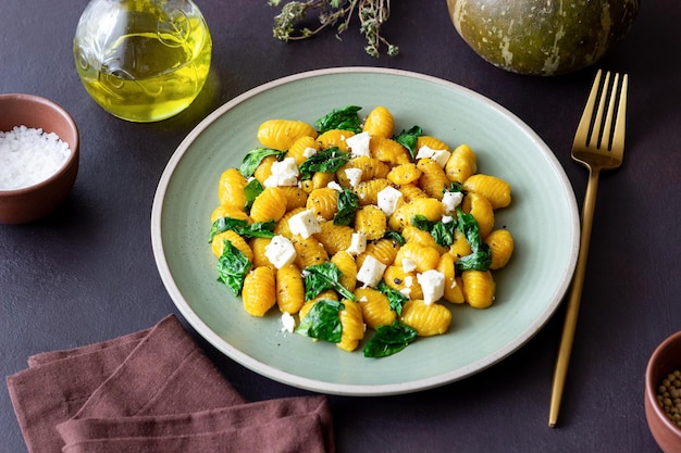 Pompoengnocchi met spinazie en witte kaas Gezond eten Vegetarisch eten