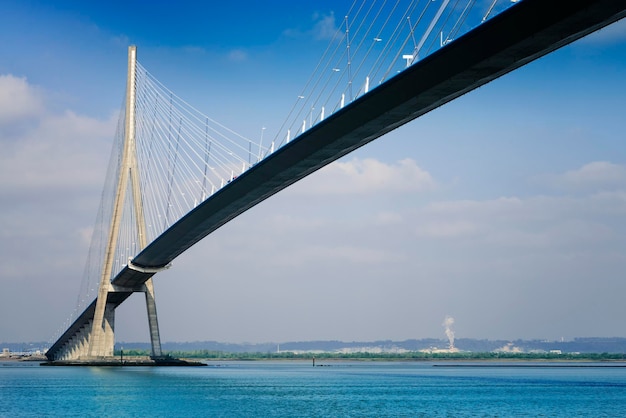 Pont de Normandië over de rivier de Seine Frankrijk