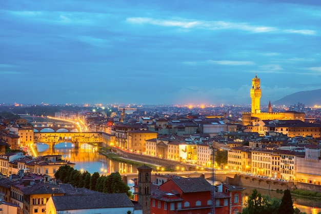 Ponte Vecchio en Palazzo Vecchio Florence Italië