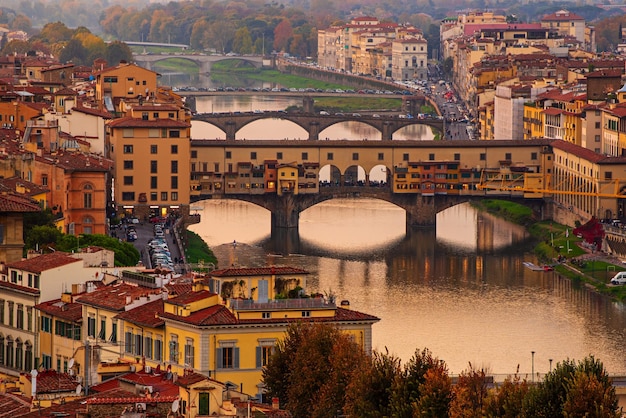 Ponte vecchio a firenze