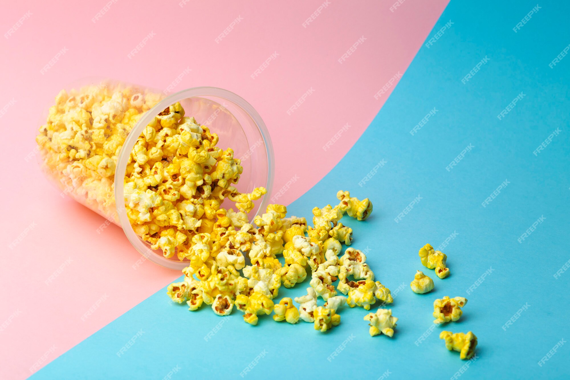 Nhắm mắt lại và thưởng thức mùi vị của popcorn nóng hổi, nhâm nhi và thư giãn tại nhà với những hình ảnh Popcorn đầy màu sắc và giải trí. Đừng bỏ lỡ cơ hội có được những khoảnh khắc tuyệt vời của chúng!