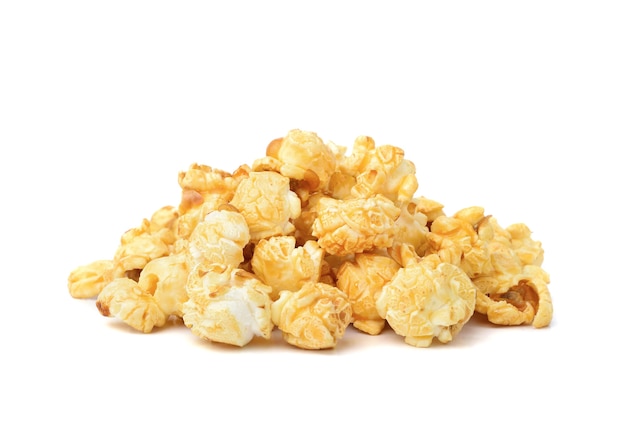 Popcorn geïsoleerd op witte ruimte