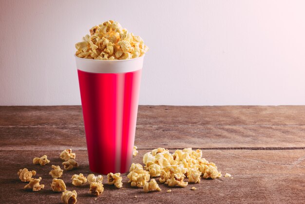 Foto popcorn in emmer