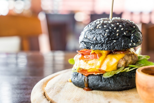 pork and cheese charcoal burger