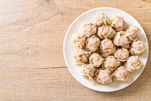 Gnocchi di maiale con salsa