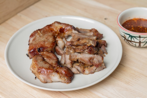 Photo pork steak with thai style sauce