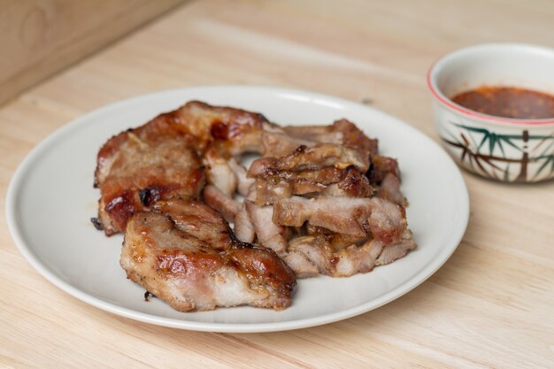 Photo pork steak with thai style sauce