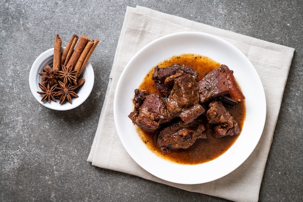 Photo pork stew with herb