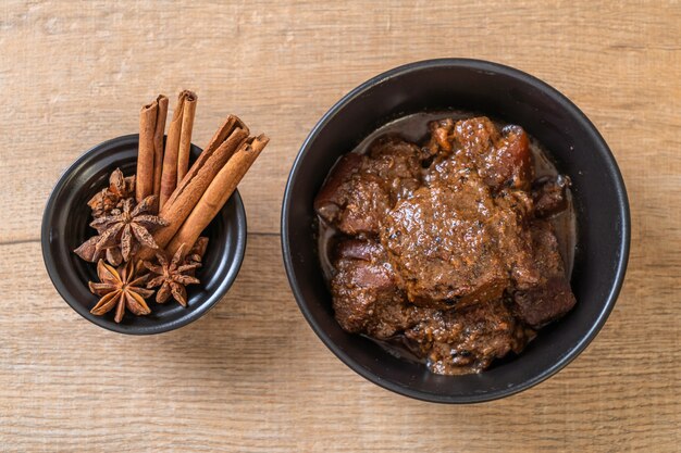 Photo pork stew with herb