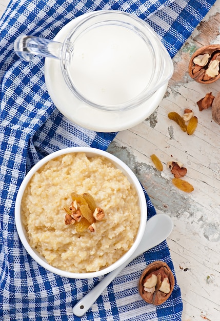 Porridge in a bowl