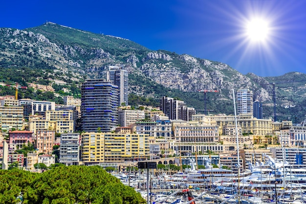 사진 la condamine의 요트가 있는 항구 montecarlo monaco cote d'azur french riviera