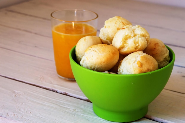 Portion of cheese bread in green bowl