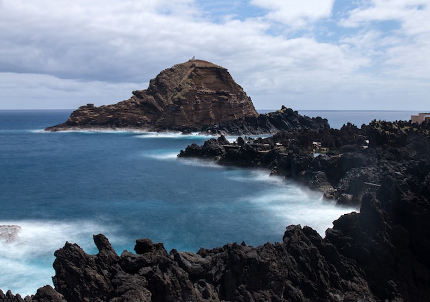 ポルトモニス火山海岸