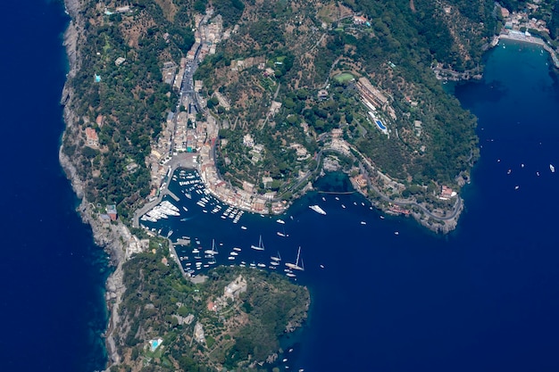 Portofino dorp luchtfoto panorama