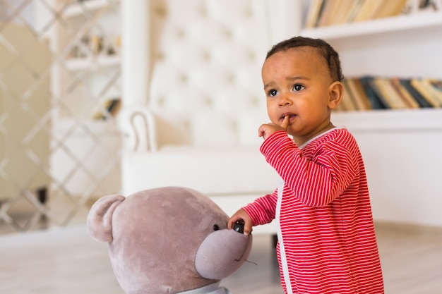 Photo portrait of a african american baby boy