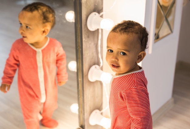 Photo portrait of a african american baby boy