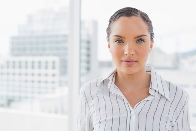 Photo portrait of attractive businesswoman