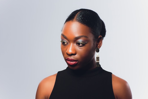 Photo portrait of beautiful african-american woman