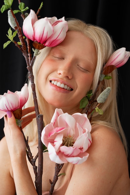 Photo portrait of beautiful albino woman