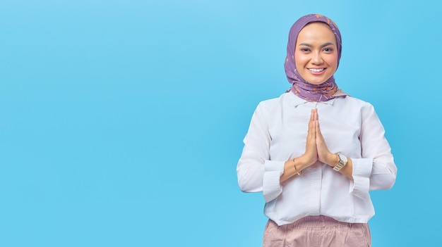 Portrait of beautiful asian woman smiling with a friendly expression