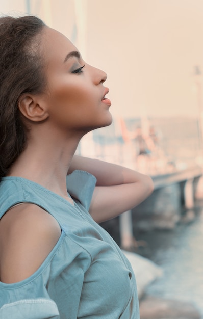 Photo portrait of a beautiful brunette