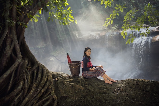 Photo portrait of beautiful rural woman wear thai dress. beautiful thai woman,thailand culture