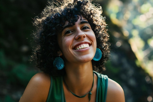 Photo portrait of a beautiful young african american woman smiling