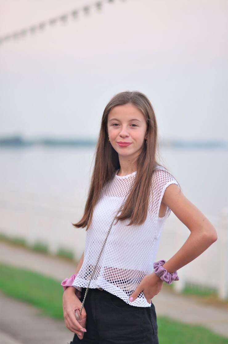 Детское порно13-15 лет Фотографии на тему «13 Летняя Девочка» — скачивайте бесплатные изображения  высокого качества | Freepik