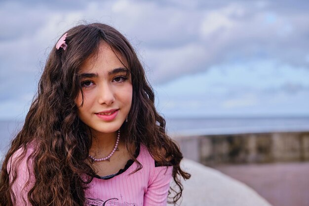 Photo portrait of beautiful young teenage gothic style girl