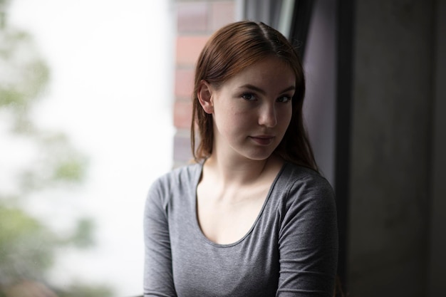 Photo portrait of beautiful young woman