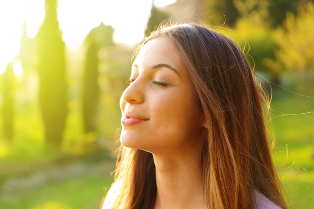 Portrait of a beautiful young woman