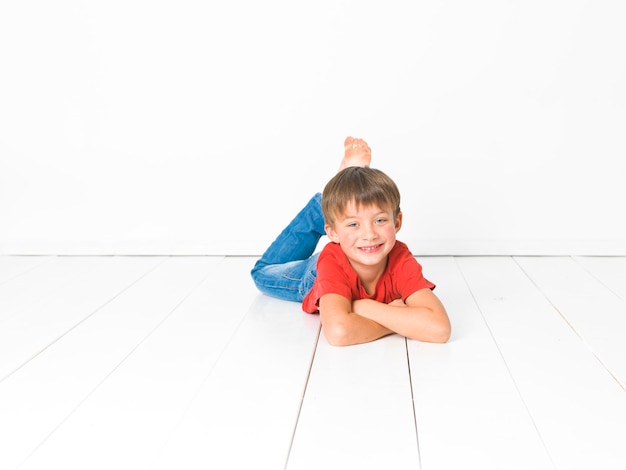 Photo portrait of boy smiling