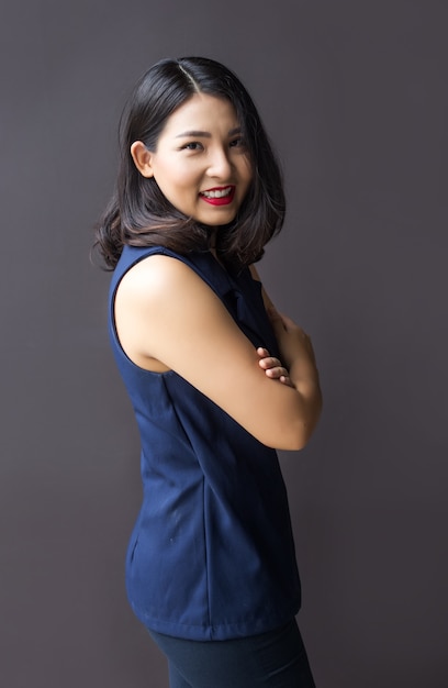 портрет деловой азиатской женщины