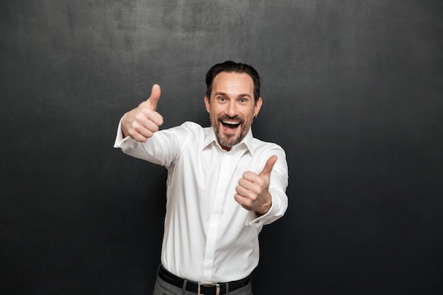 Portrait of a confident mature man dressed in shirt