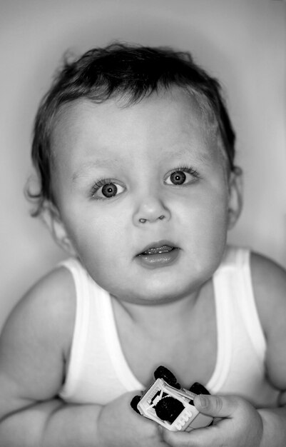 Photo portrait of cute baby girl