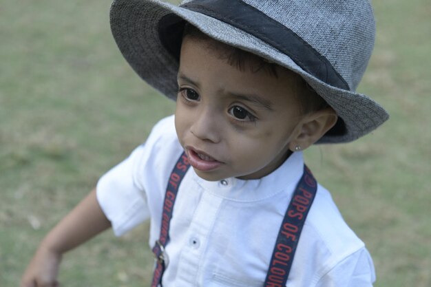 Foto ritratto di un bambino carino