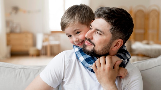 Foto ritratto di carino padre e figlio