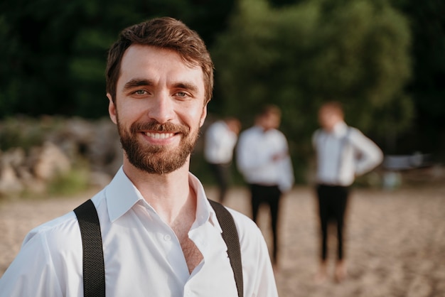 Photo portrait of handsome best man