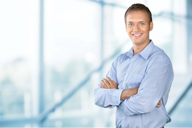 Photo portrait of a happy businessman