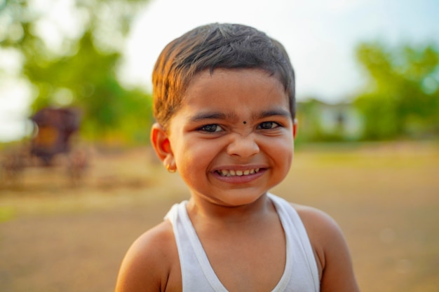 インドの小さな男の子の肖像画