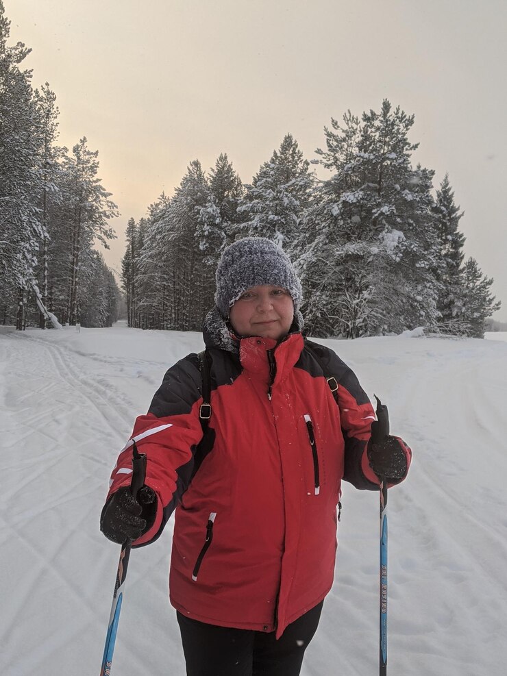 Photo portrait of man skiing on snow
