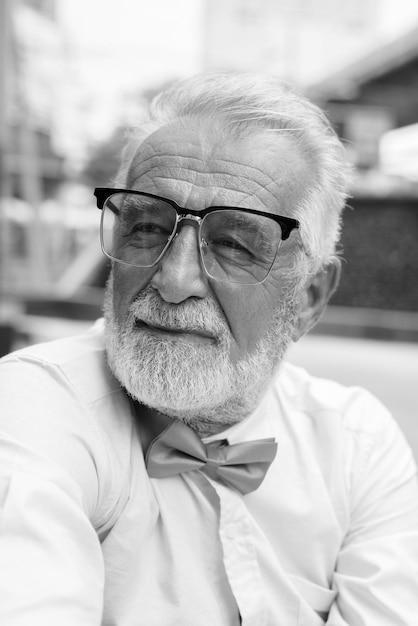 Photo portrait of man wearing hat