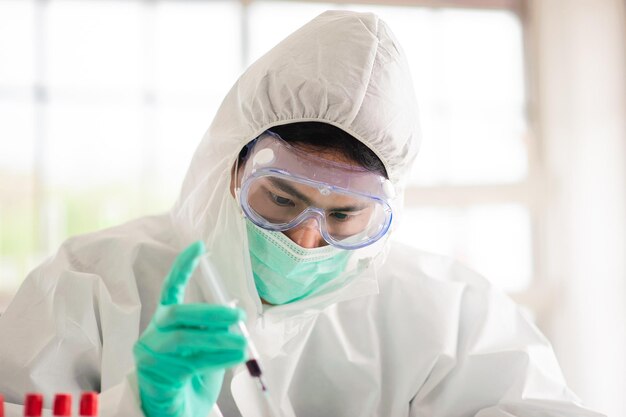 Photo portrait of man wearing mask