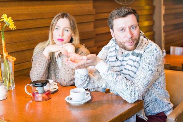 Photo portrait of a man with coffee